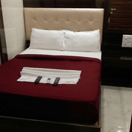 Hotel Palace Residency Bombay Exterior foto